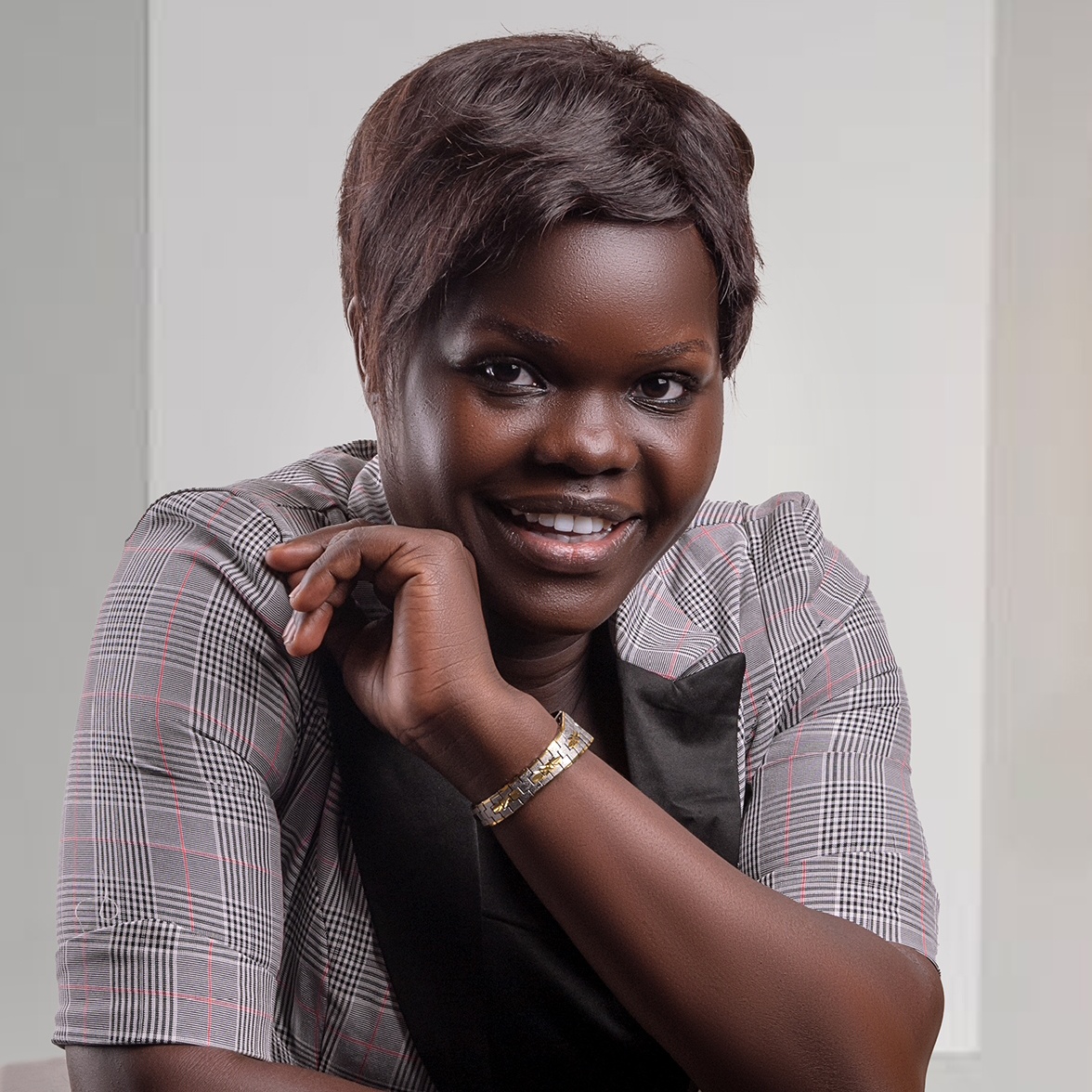 Joan Comfort. A. Balese